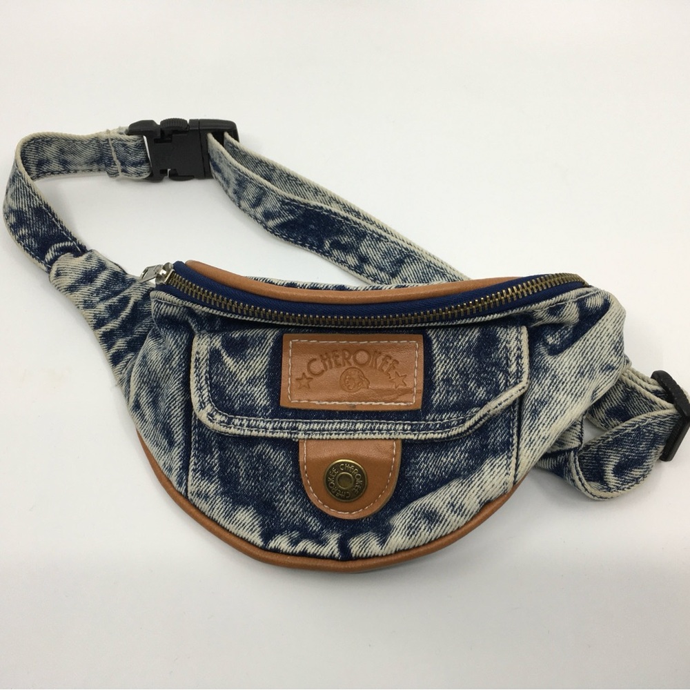 Cherokee Denim #fannypack Belt Bag with Vintage Denim Style